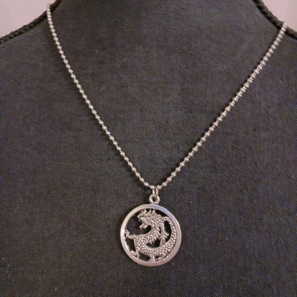 *5/35* Dragon Amulet Ball Chain Necklace - Picture 4 of 5